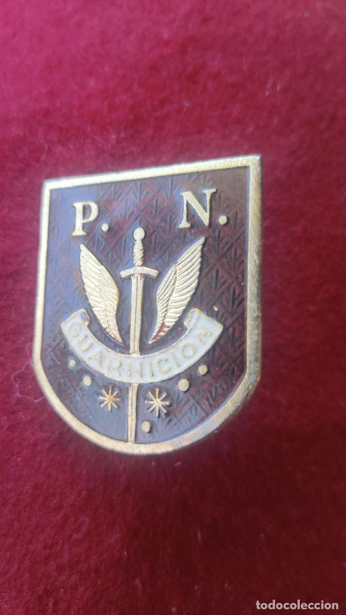 Militaria: Distintivo polic&iacute;a nacional