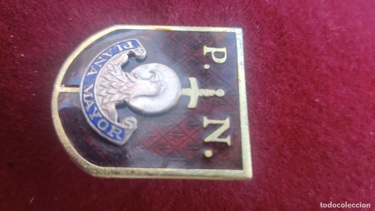 Militaria: Distintivo polic&iacute;a nacional