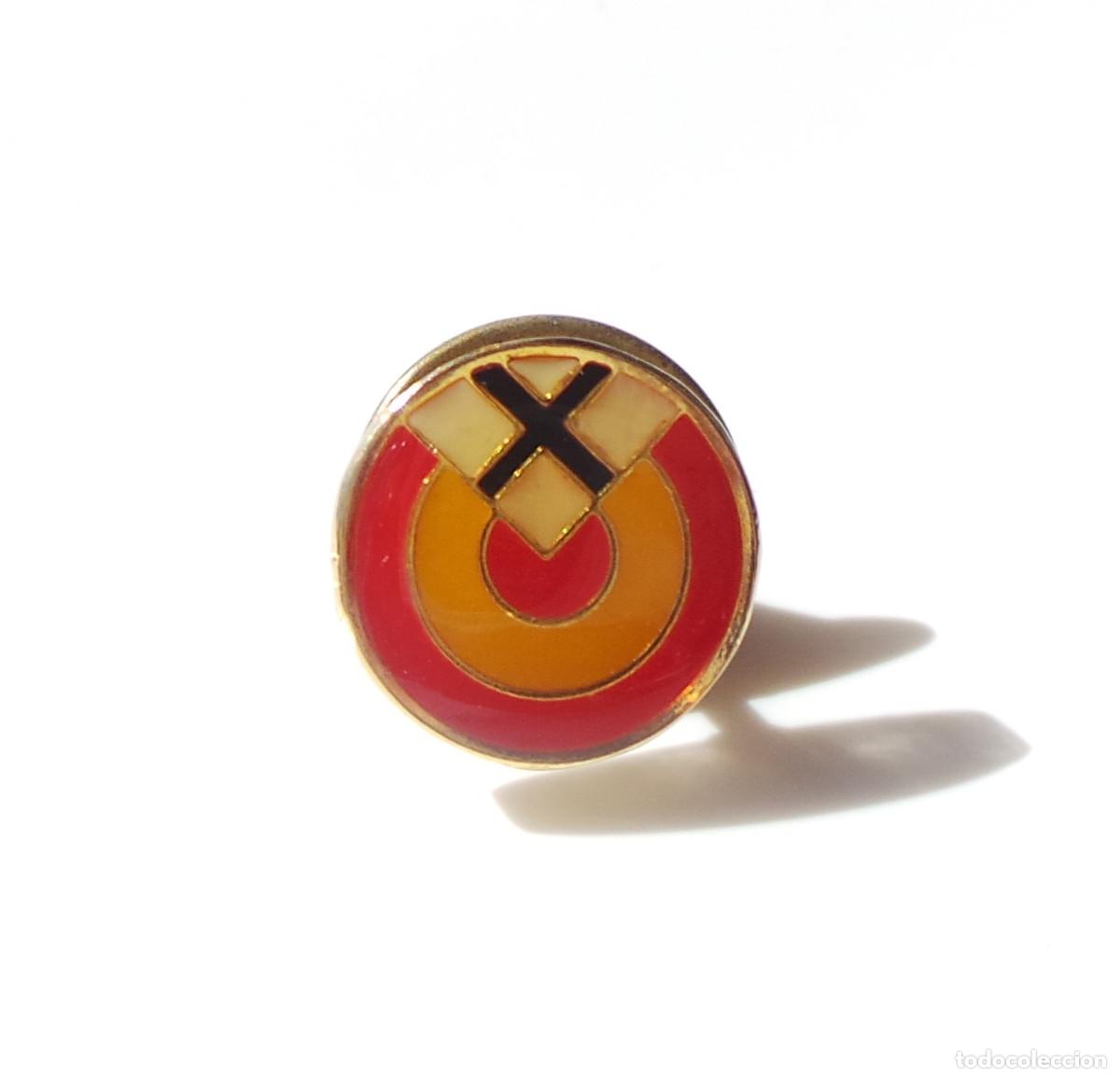 Militaria: INSIGNIA, PIN. ROEL ESCARAPELA DEL EJ&Eacute;RCITO DEL AIRE DE ESPA&Ntilde;A Y CRUZ DE SAN ANDR&Eacute;S.