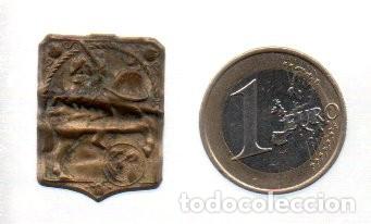 Militaria: EMBLEMA AUXILIO SOCIAL. GUERRA CIVIL. JINETE GUERRERO.