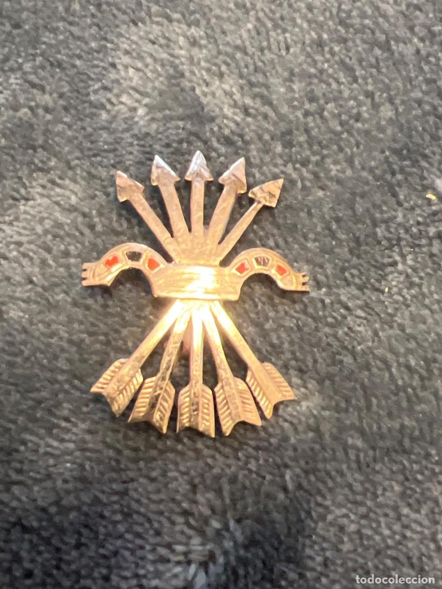 Militaria: Insignia Escudo Epoca de Franco .Grande