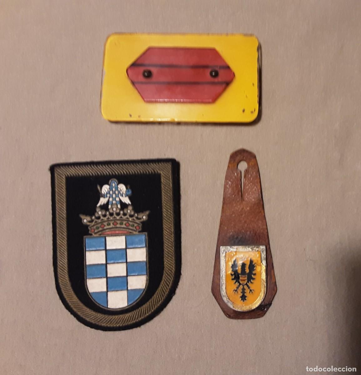 Militaria: Lote 3 Piezas La Legi&oacute;n Espa&ntilde;ola - 2&ordm; Tercio Duque de Alba y V Bandera - A&ntilde;os 70-80