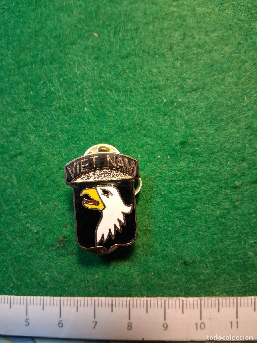 Militaria: PIN VIET NAM, 101 AEROTRANSPORTADA.