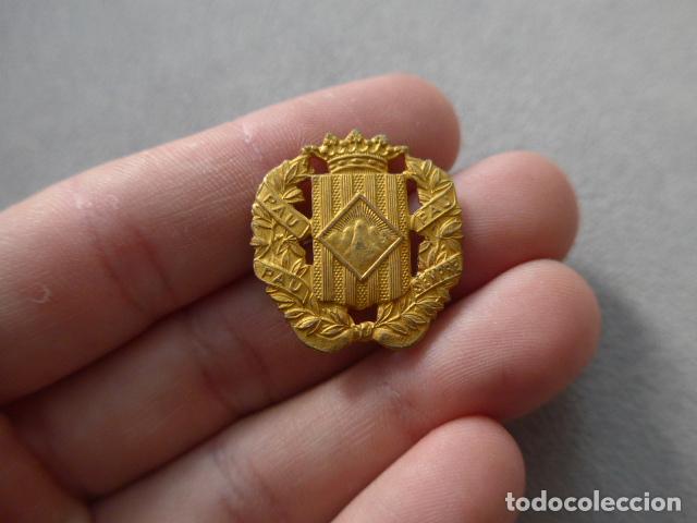Militaria: Antigua insignia o emblema del Somaten armado de Catalunya, original, Republica y guerra civil