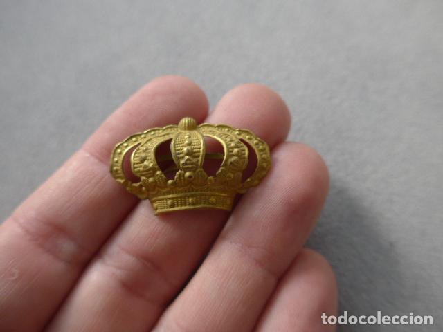 Militaria: Antigua corona alfonsina para gorra de plato, original de Castells, epoca Alfonso XIII.