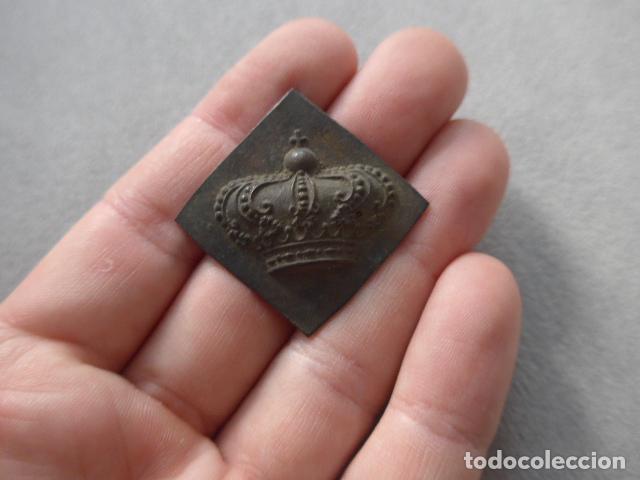 Militaria: Antigua corona alfonsina para gorra de plato, original de Castells, epoca Alfonso XIII.