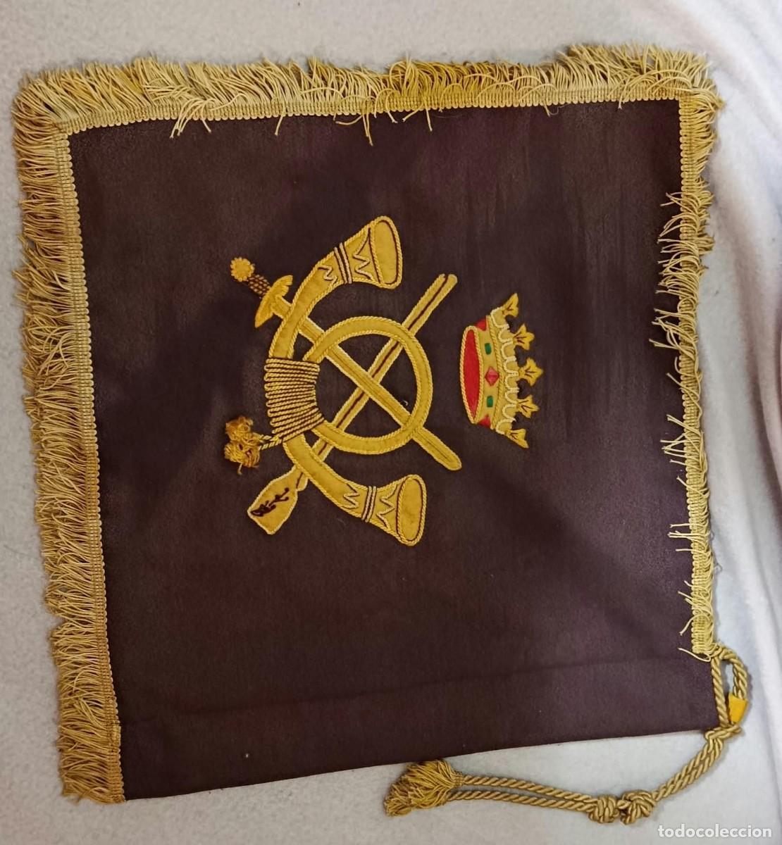Militaria: Bandera de infanter&iacute;a &eacute;poca de Franco