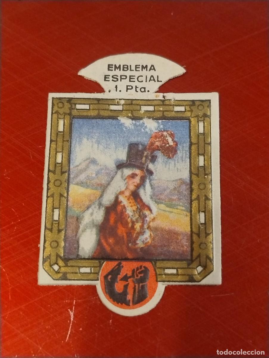 Militaria: Emblema auxilio social, especial 1 pts, serie H, N&ordm; 11, AMAZONA DE LA PUEBLA DE GUZMAN, HUELVA.