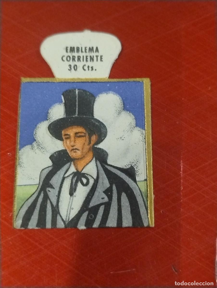 Militaria: Emblema auxilio social. Serie H n⁰14. ESTUDIANTE DE VICH. FALANGE