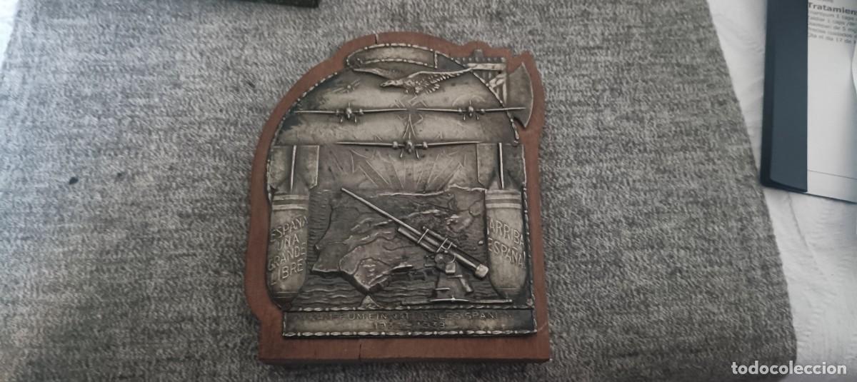 Militaria: Placa o metopa de la Legi&oacute;n C&oacute;ndor