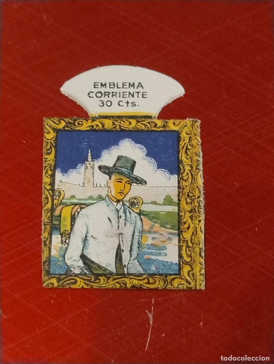 Militaria: Emblema auxilio social, CORRIENTE 30 CTS, serie H, N&ordm; 3, JINETE ANDALUZ.