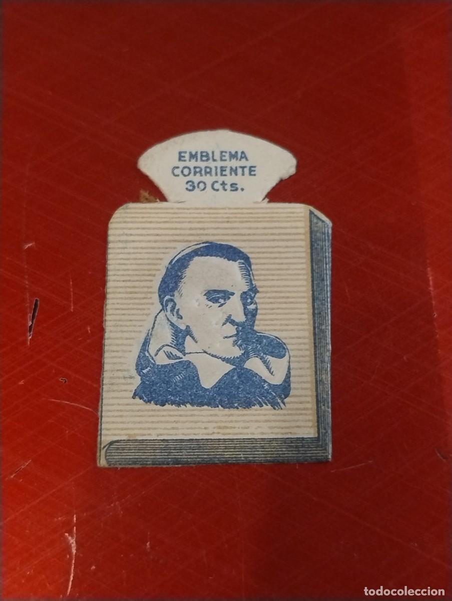 Militaria: EMBLEMA CORRIENTE 30 CTS AUXILIO SOCIAL. SER&Iacute;A G N&Uacute;MERO 10 FRANCISCO DE VITORIA.