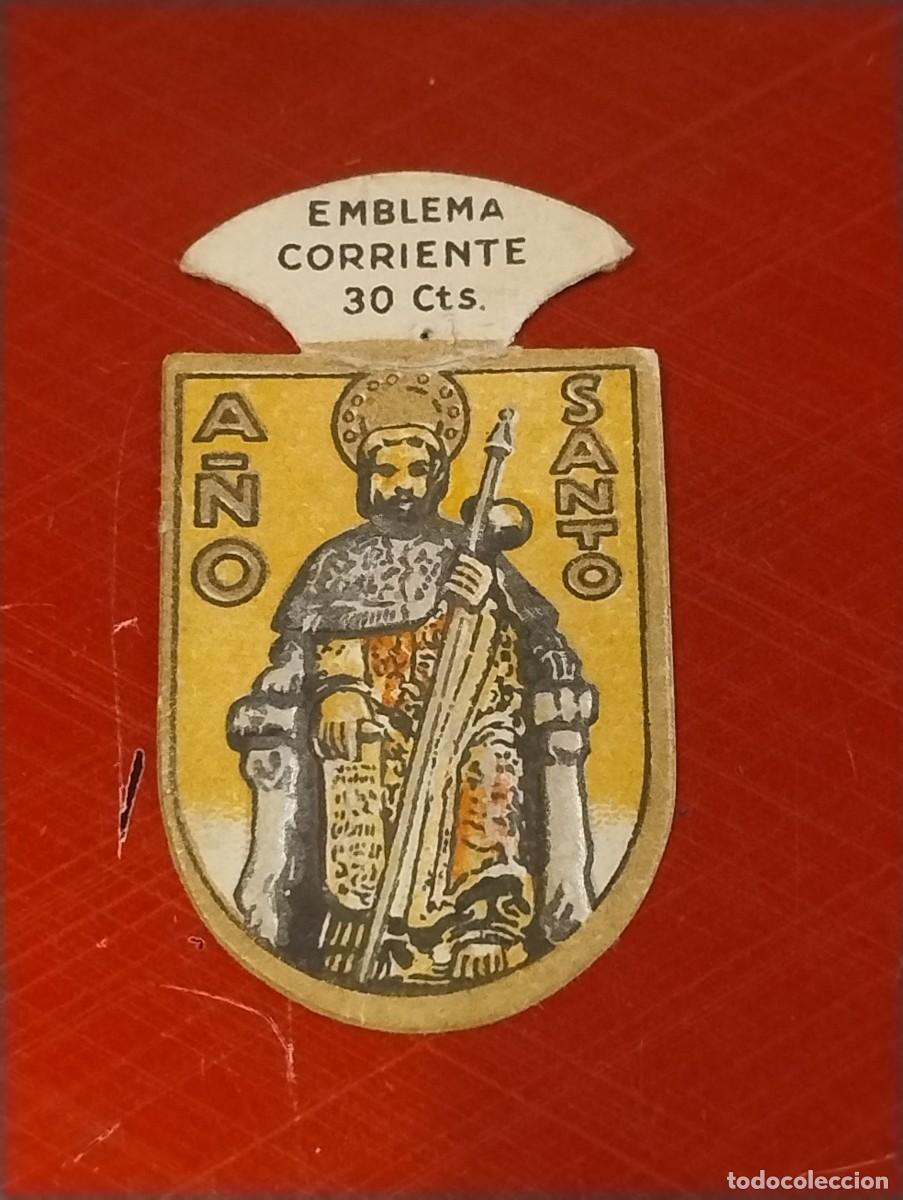 Militaria: AUXILIO SOCIAL EMBLEMA CORRIENTE. 30 CTS SERIE E N&ordm; 15 SANTIAGO APOSTOL A&Ntilde;O SANTO