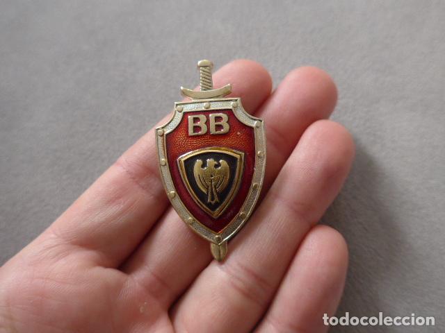 Militaria: Antigua insignia o emblema ruso de Academia militar, Rusia.