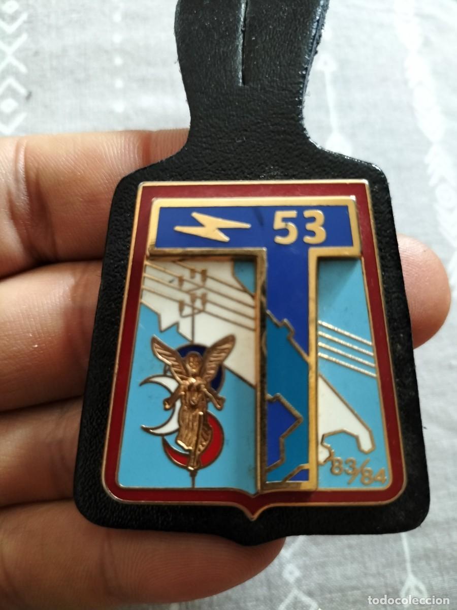 Militaria: insignia de regimiento militar franc&eacute;s del 53&deg; Regimiento de transmisiones