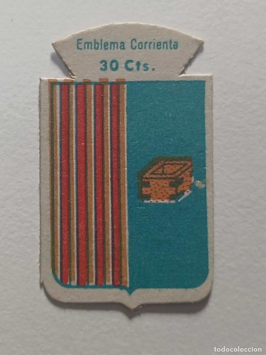 Militaria: Emblema auxilio social, CORRIENTE 30 CTS, serie B, N&ordm; 228, ALMUDEBAR.
