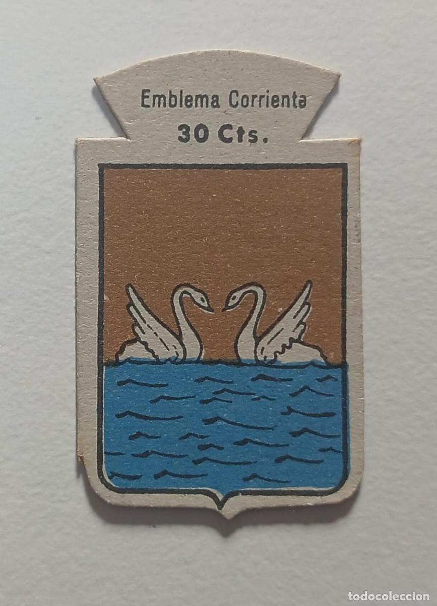Militaria: Emblema auxilio social, CORRIENTE 30 CTS, serie B, N&ordm; 230, ESTA&Ntilde;A.
