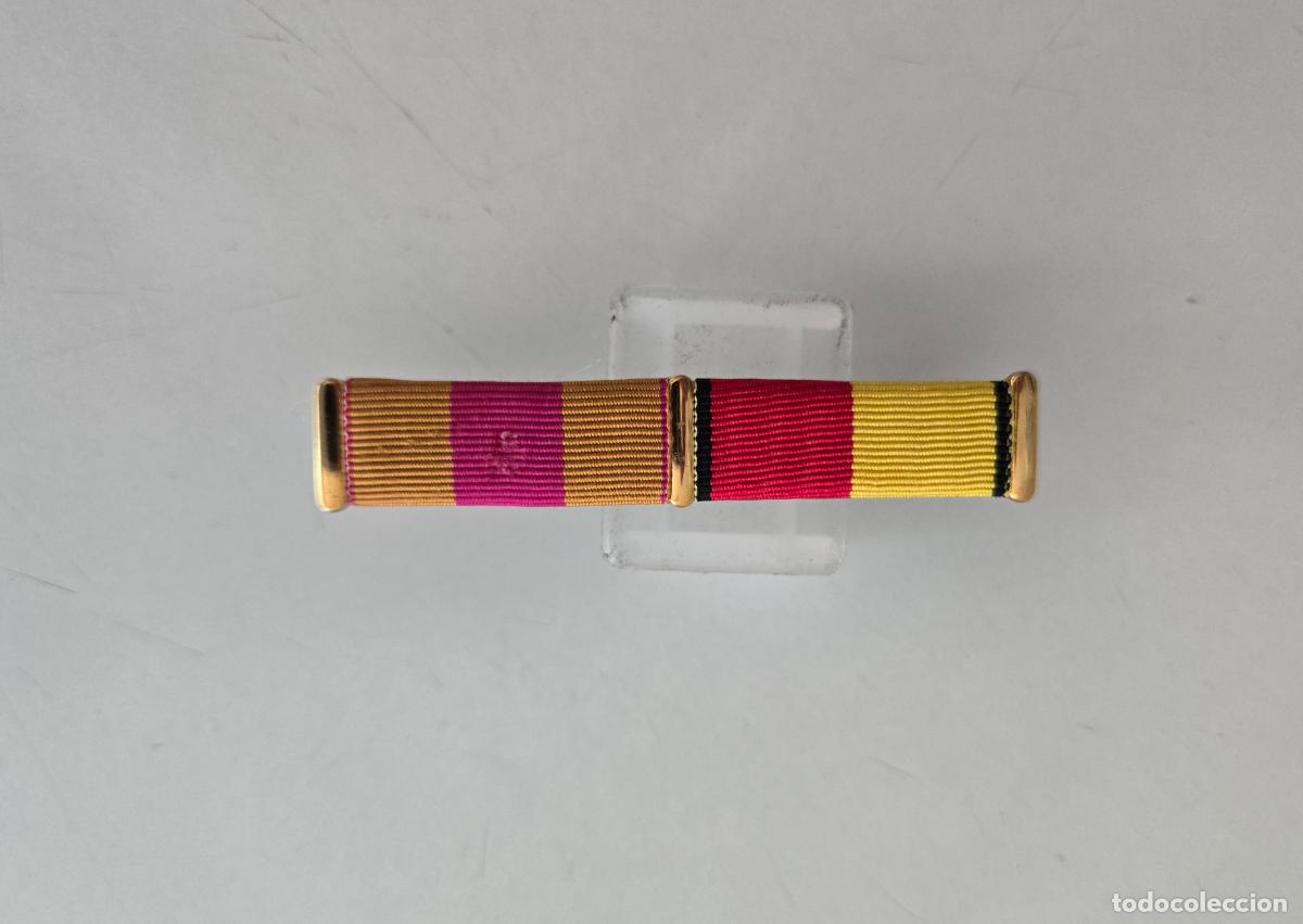 Militaria: PASADOR DE 2 CONDECORACIONES