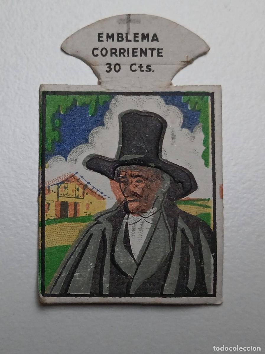 Militaria: Emblema auxilio social, CORRIENTE 30 CTS, serie H, N&ordm; 2, LINO DE DUELO.
