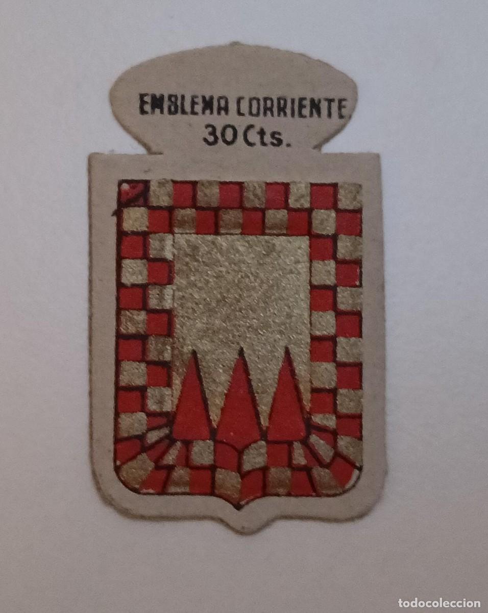 Militaria: Emblema auxilio social, CORRIENTE 30 CTS, serie C, N&ordm; 7 BIS, RODRIGO GONZALEZ DE CISNEROS.