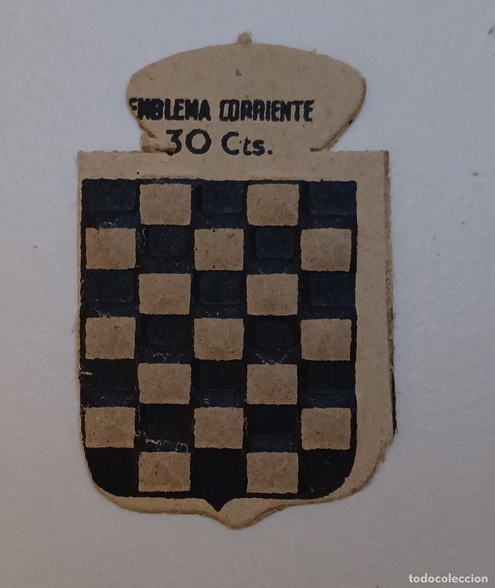 Militaria: Emblema auxilio social, CORRIENTE 30 CTS, serie C, N&ordm; 28, TRASTAMARA.