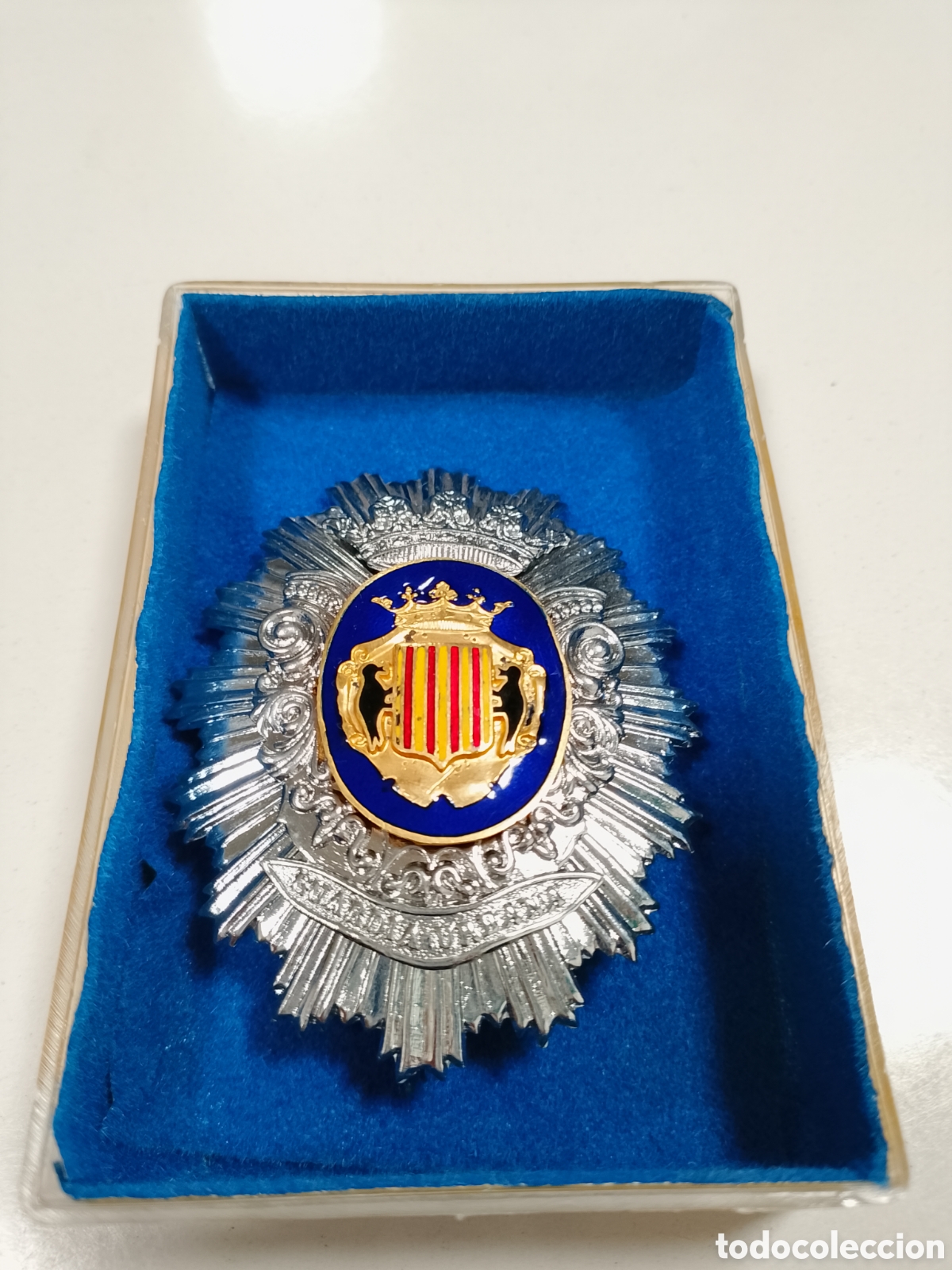 Militaria: Placa insignia guardia urbana Granollers