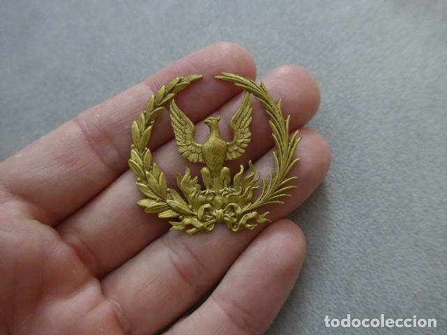 Militaria: Antigua gran insignia o emblema de caballeria de Numancia, original.