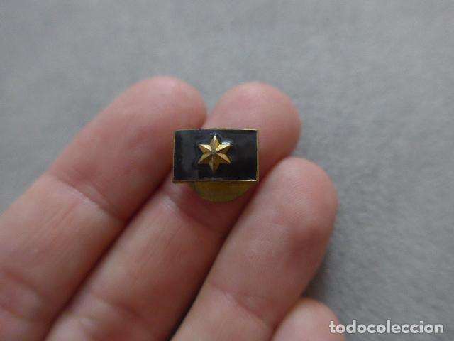 Militaria: Antigua insignia de alferez provisional, original de Guerra civil, numerada.