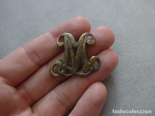 Militaria: Antigua gran insignia o emblema militar espa&ntilde;ol de bronce del siglo XIX a identificar