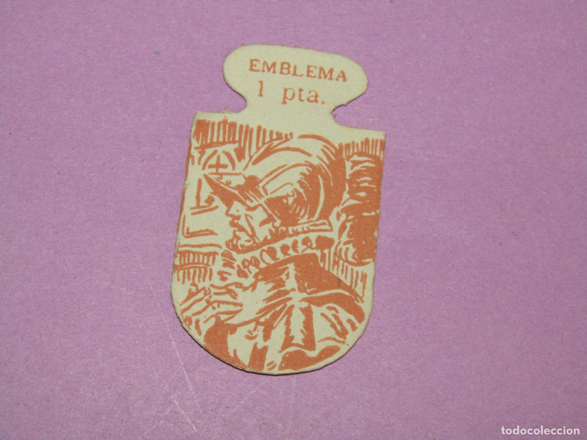 Militaria: Antiguo Emblema Auxilio Social 1 Pta. FRENTE DE JUVENTUDES