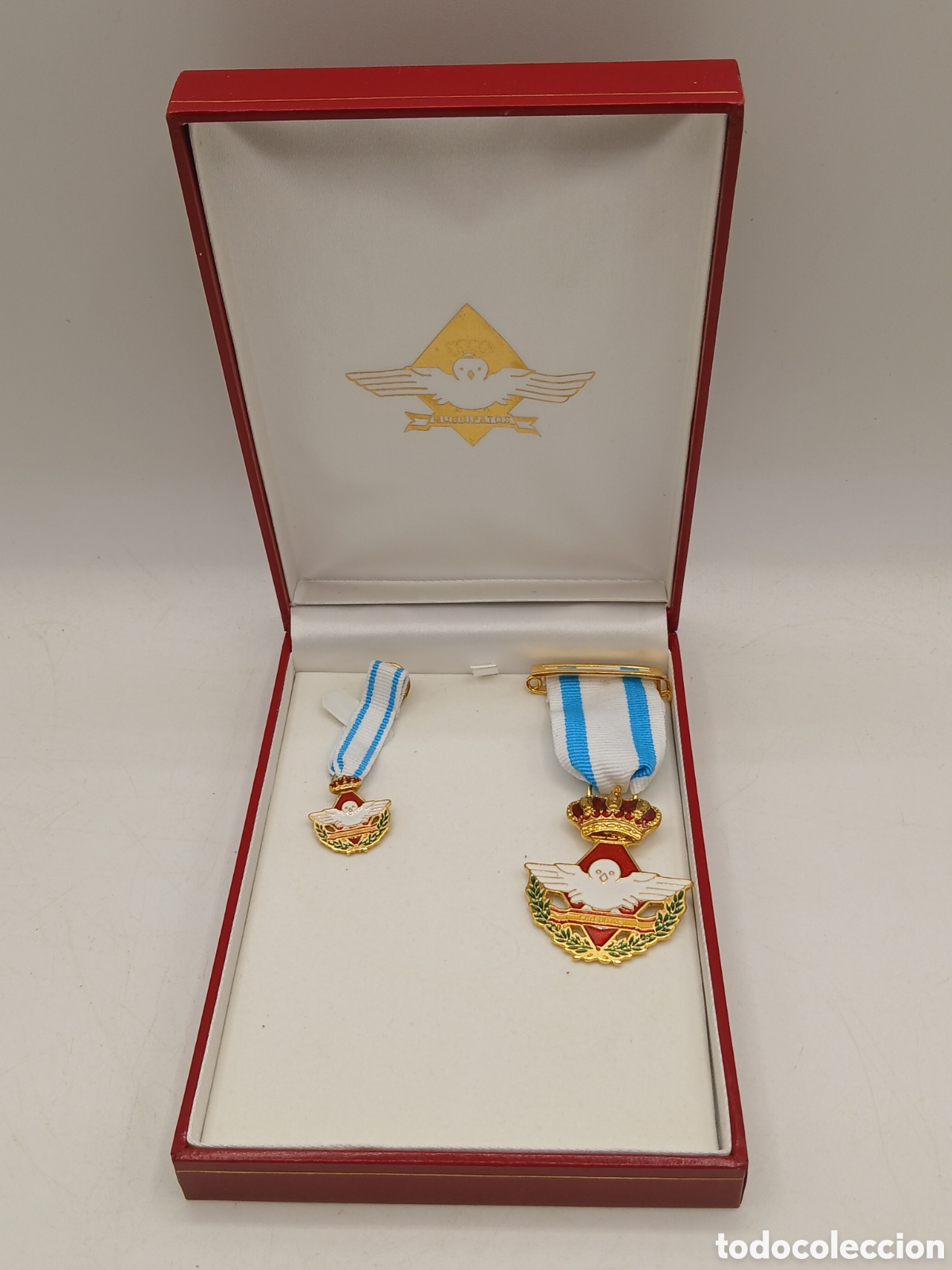 Militaria: Medallas Fidelitas Asociaci&oacute;n de Veteranos del Ej&eacute;rcito del Aire M&aacute;laga