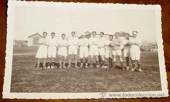 Military Antiques: ANTIGUA FOTOGRAFIA DE EQUIPO DE FUTBOL DE LA ACADEMIA DE ARTILLERIA - INGENIEROS DE SEGOVIA . 1932 -