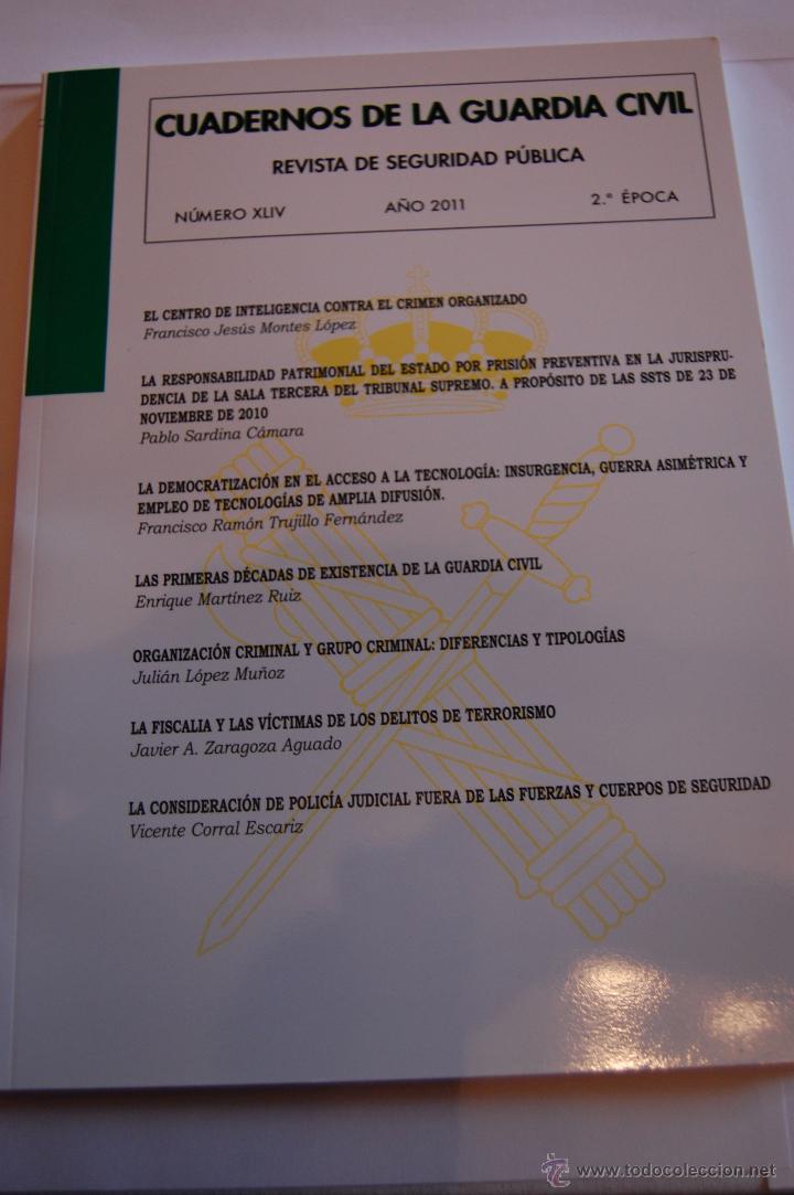 Militaria: CUADERNOS DE LA GUARDIA CIVIL. REVISTA DE SEGURIDAD P&Uacute;BLICA N&ordm; XLIV (44), A&Ntilde;O 2010