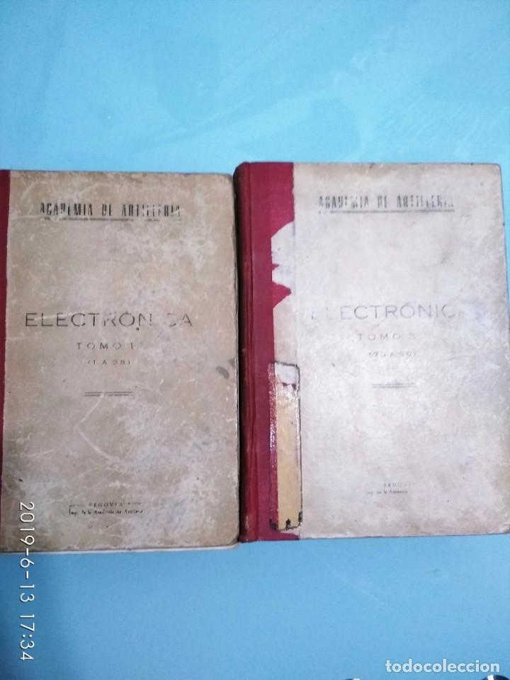 Militaria: Libros de electr&oacute;nica - Foto 1