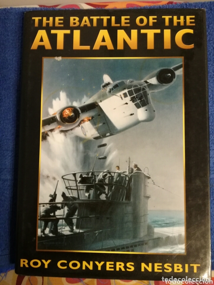 Militaria: Libro con Ilustraciones marinas sobre La Batalla del Atlantico.Segunda Guerra Mundial.