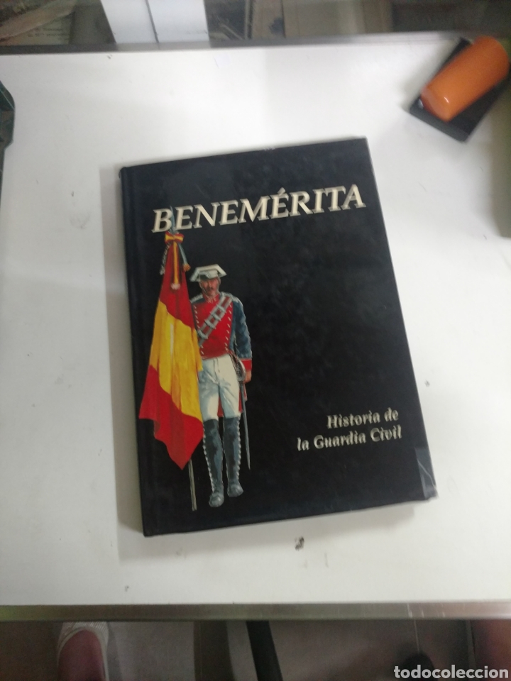 Military Antiques: Benem&eacute;rita historia de la Guardia Civil ,comic