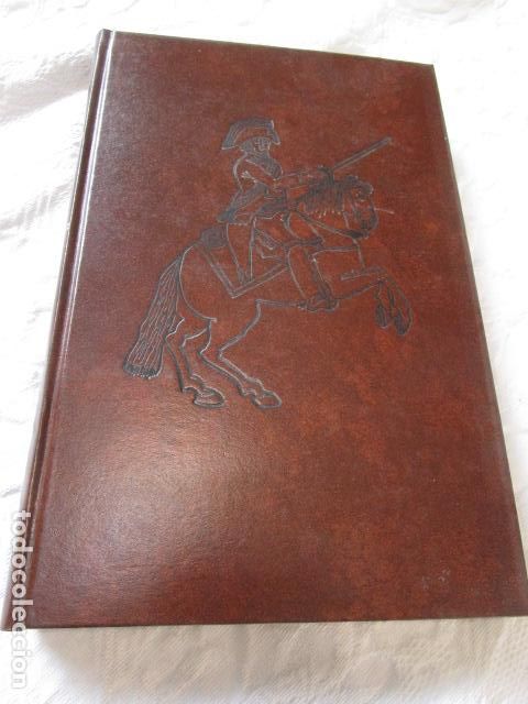 Military Antiques: LIBRO UNIFORMES MILITARES EN LA ESPA&Ntilde;A DE PRINCIPIOS DEL SIGLO XIX. BUEN ESTADO. VER FOTOS