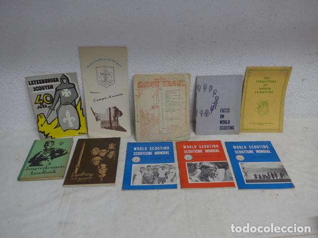 Militaria: Lote de 10 antiguos libros y revistas de boy scouts extranjeros de a&ntilde;os 50-60, original. Variedad.