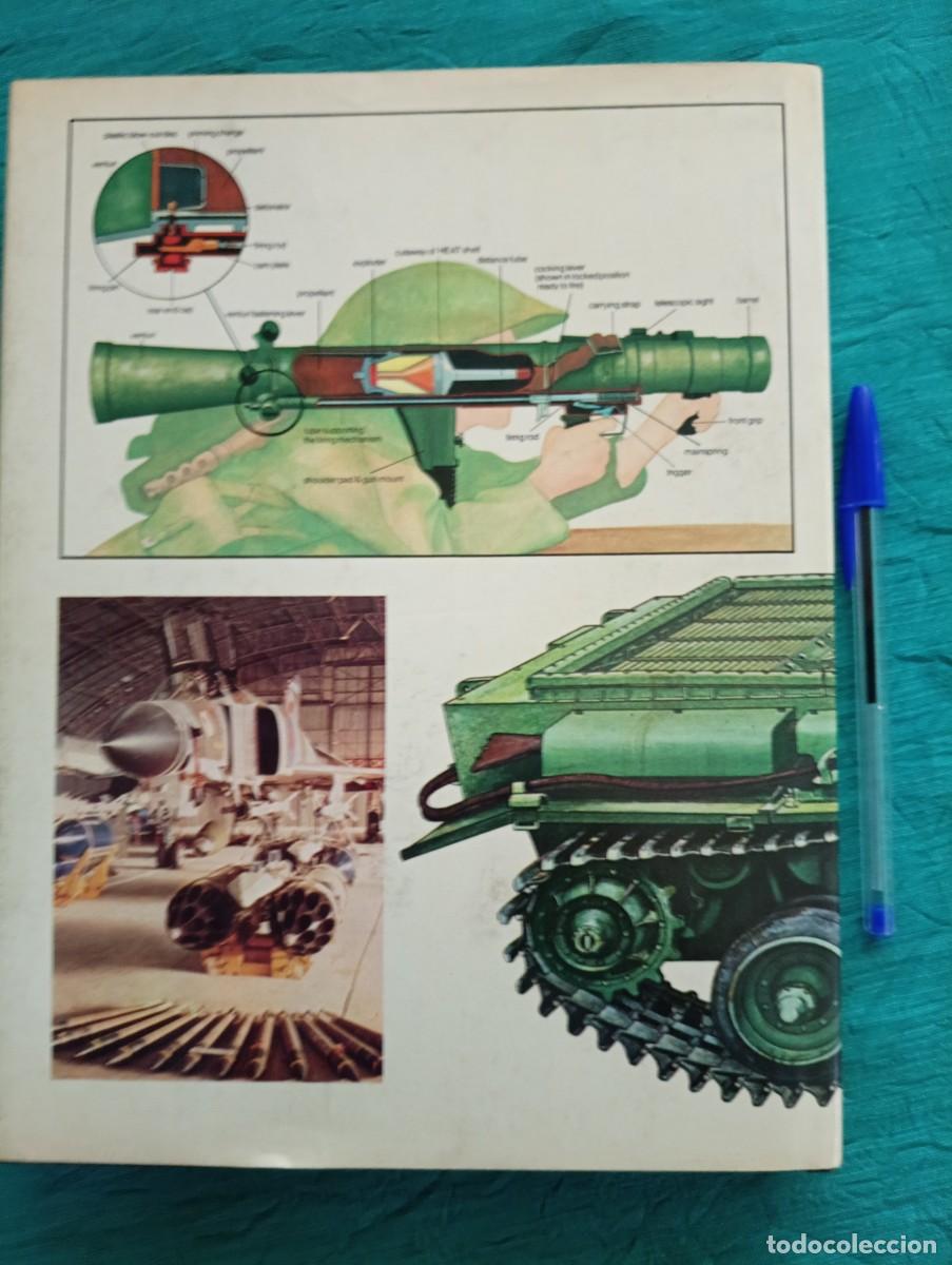 Militaria: Libro HOW WEAPONS WORK. Christopher CHANT. 1976. - Foto 9