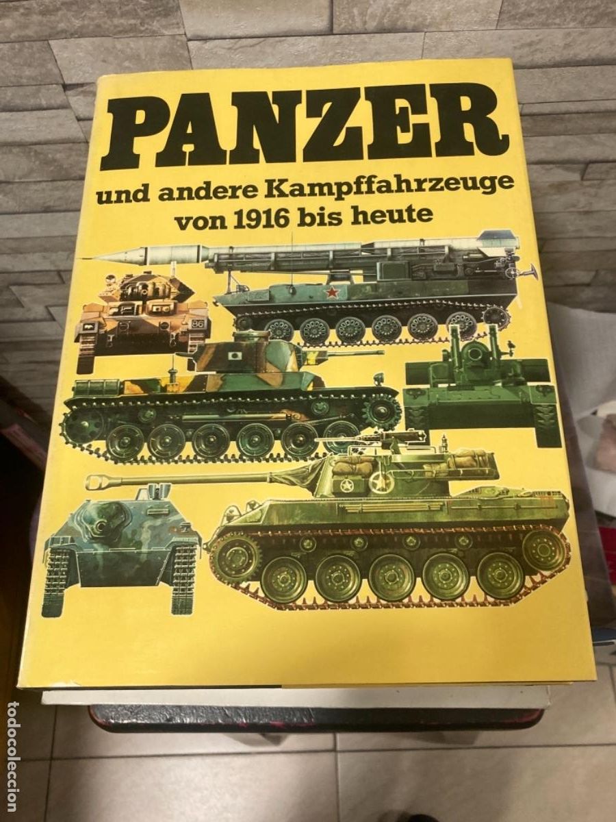 Militaria: Bonito libro alem&aacute;n, tem&aacute;tica tanques - Foto 1