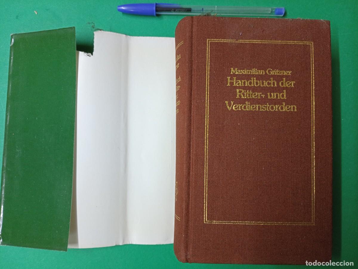 Militaria: Antiguo libro Cat&aacute;logo de Medallas de todo el Mundo del siglo XIX. RDA. Alemania Comunista.