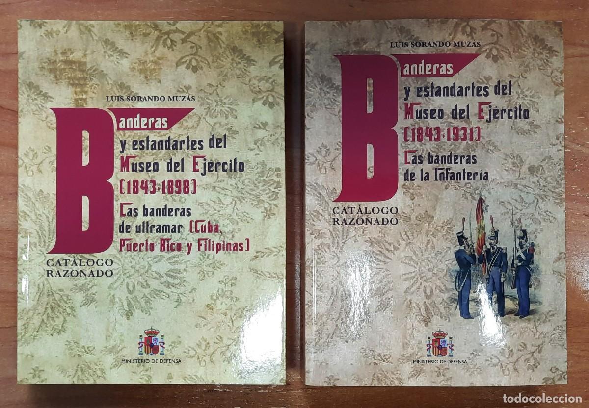 Militaria: DOS LIBROS DE BANDERAS