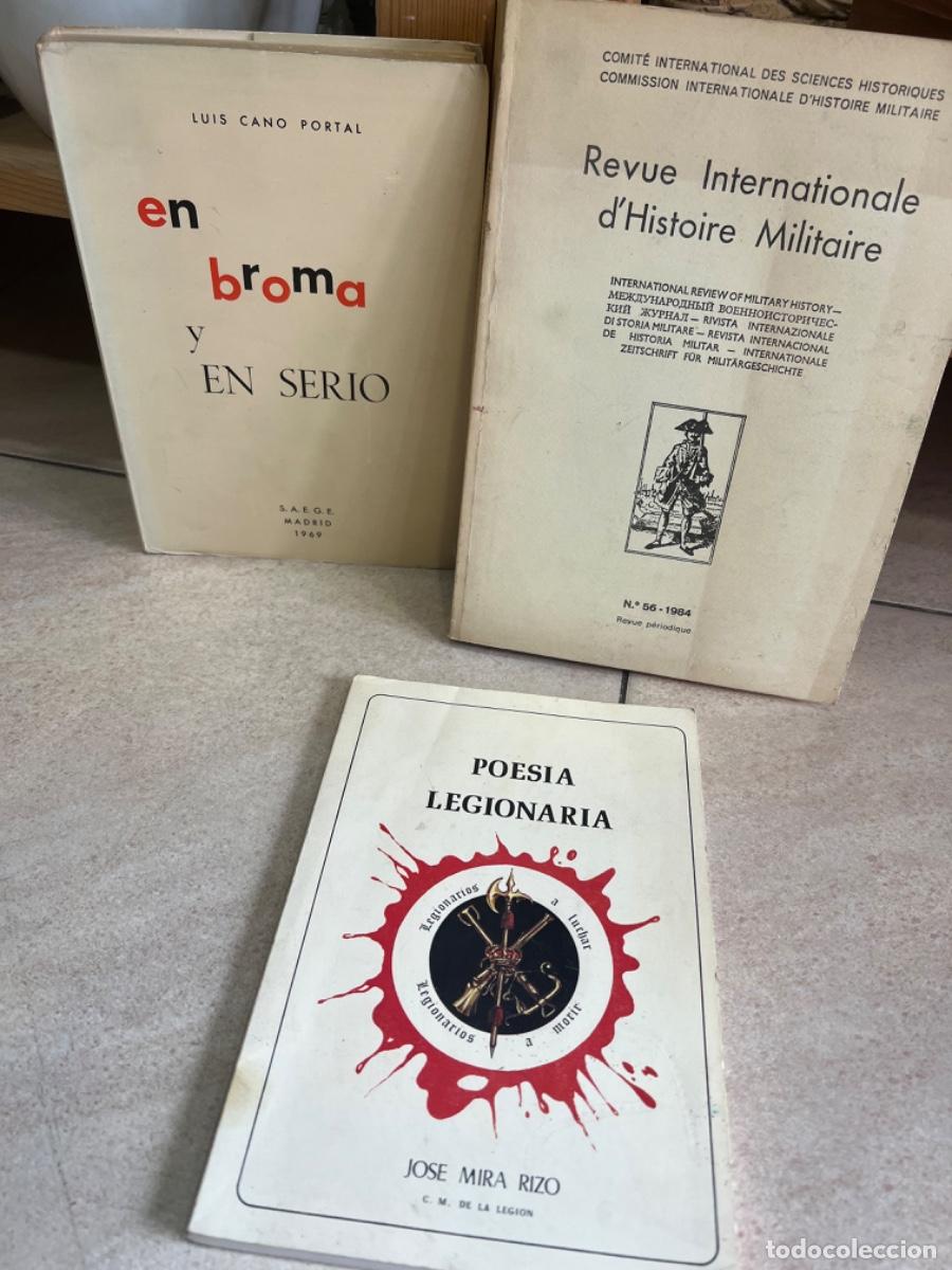 Militaria: Lote de libros militares