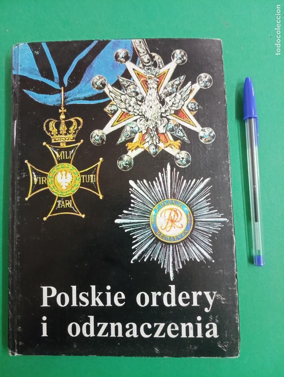 Militaria: Antiguo libro Cat&aacute;logo de Medallas Polacas. Polonia 1989.
