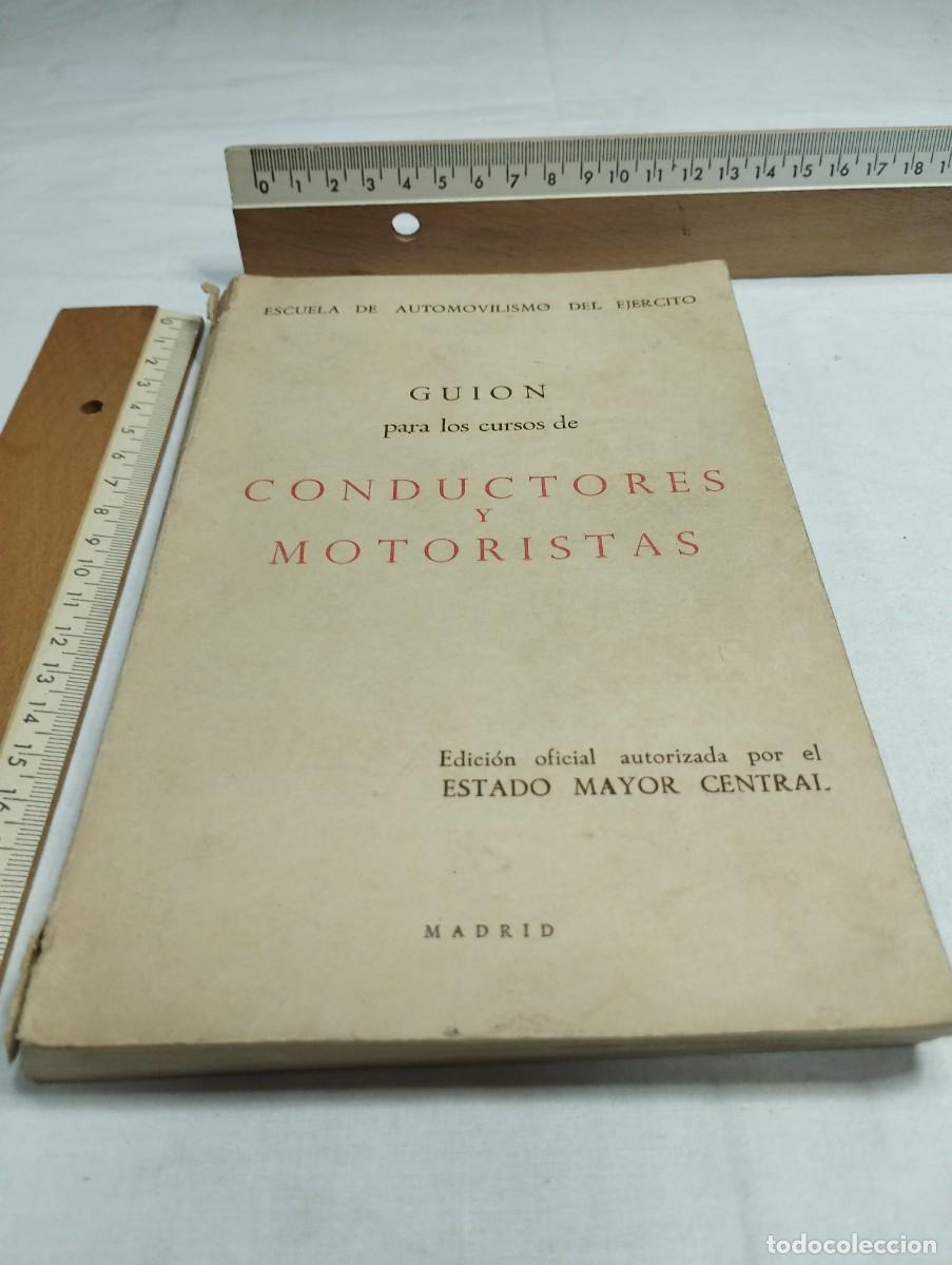 Militaria: Conductores y motoristas. Escuela de automovilismo del ej&eacute;rcito, 1969