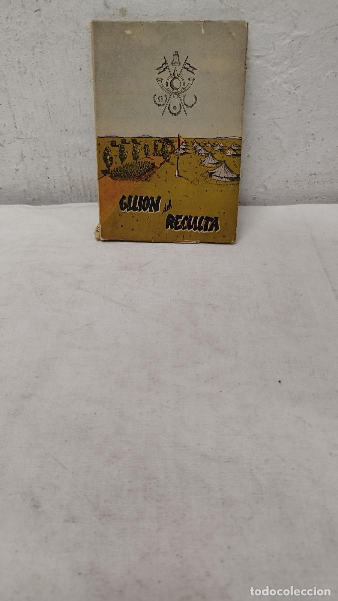 Militaria: Antiguo libro,Gui&oacute;n del recluta