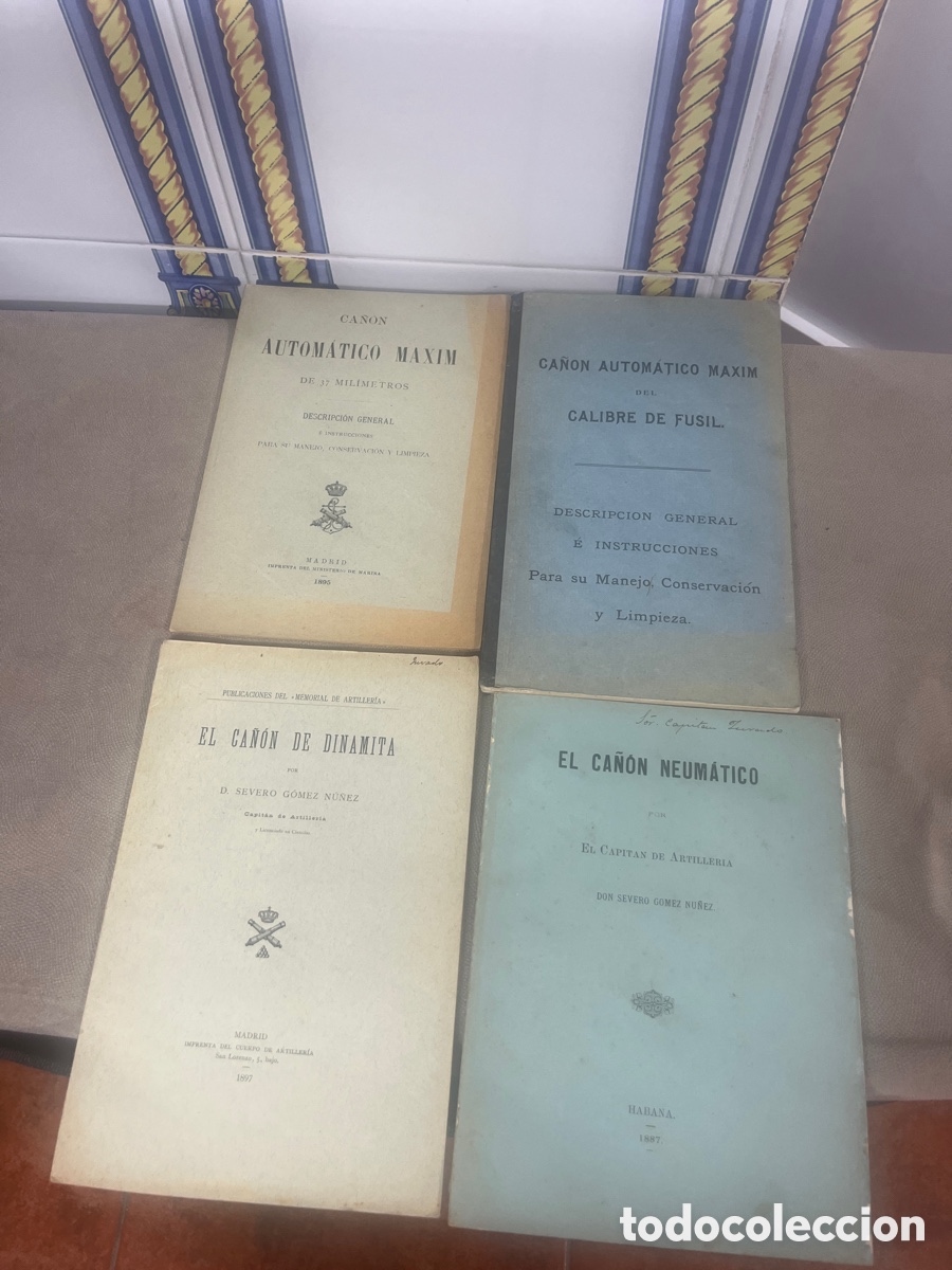 Military Antiques: Lote de manuales de cańon instrucciones y manejo