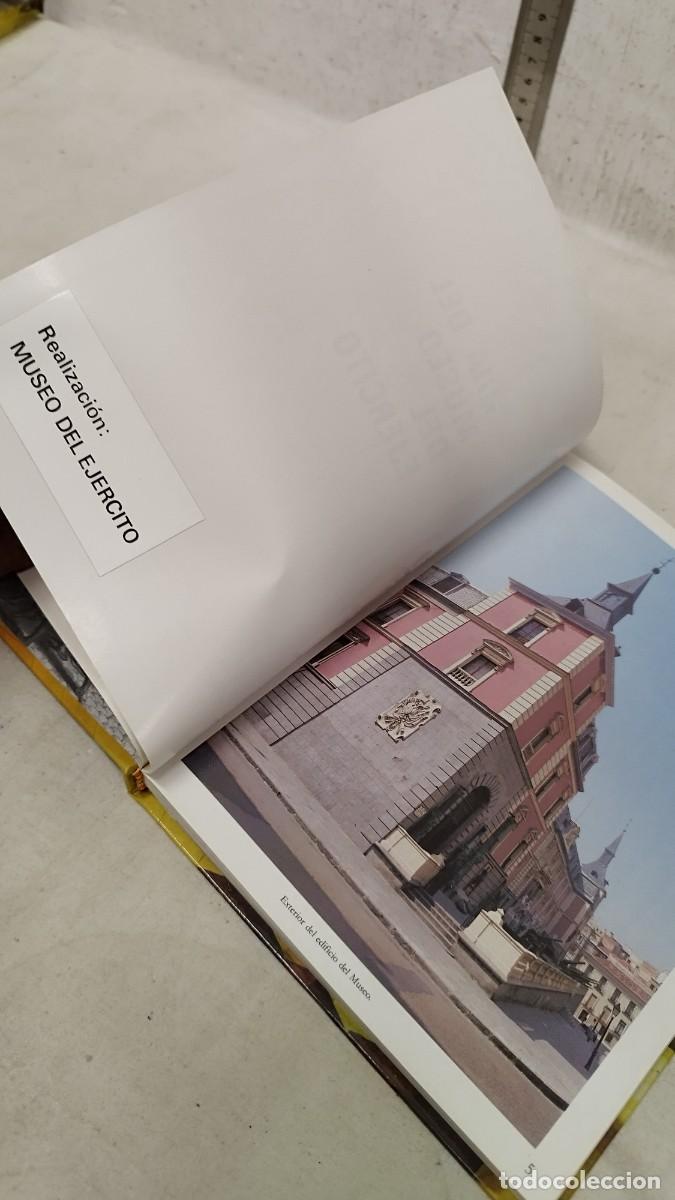 Militaria: Antiguo libro guia del museo de ejercito - Foto 5