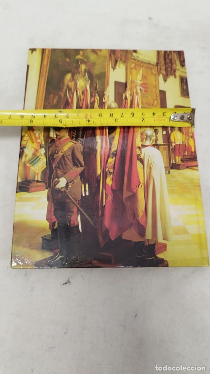 Militaria: Antiguo libro guia del museo de ejercito - Foto 10