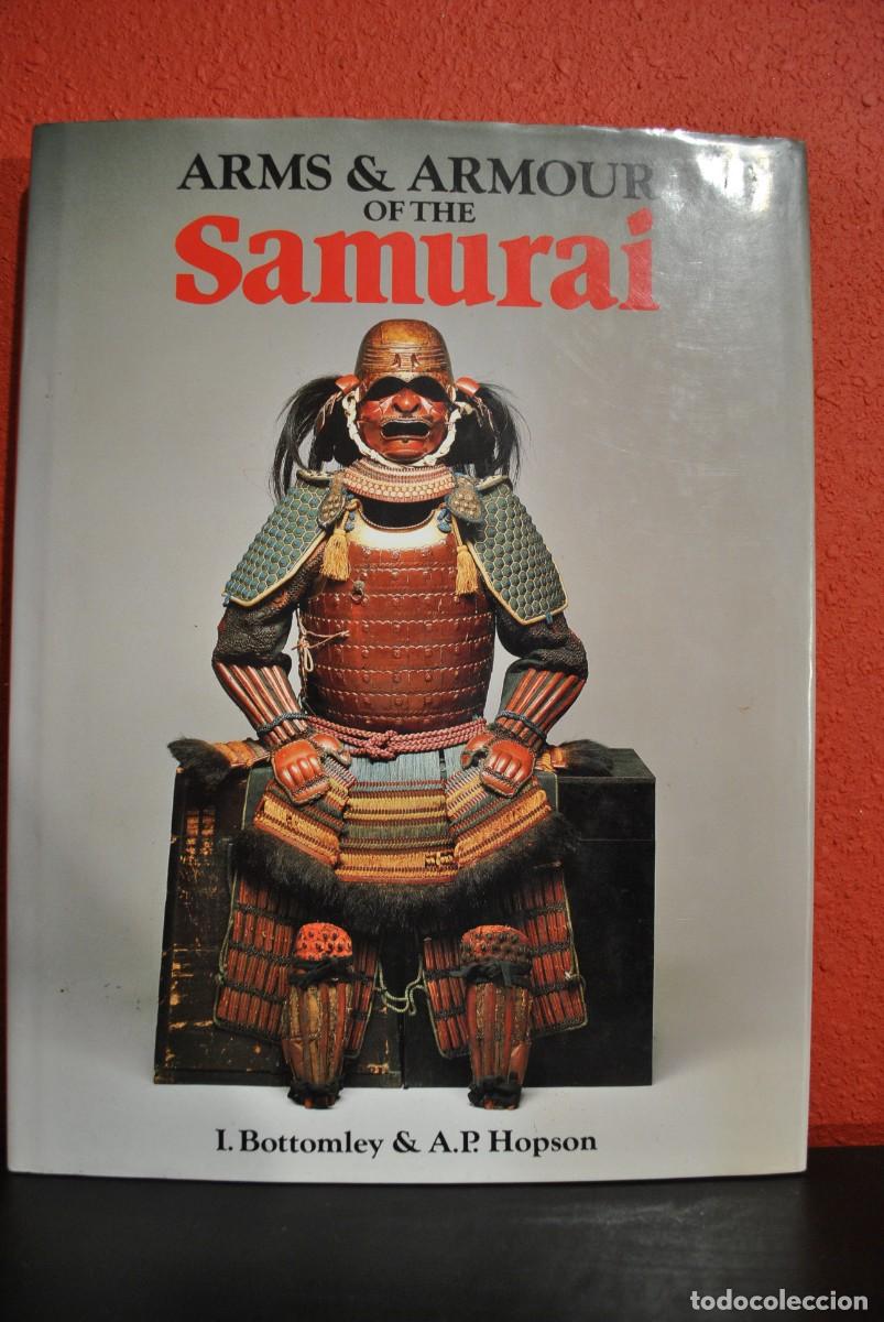 Militaria: libro militar Samur&aacute;i Arms & Armour